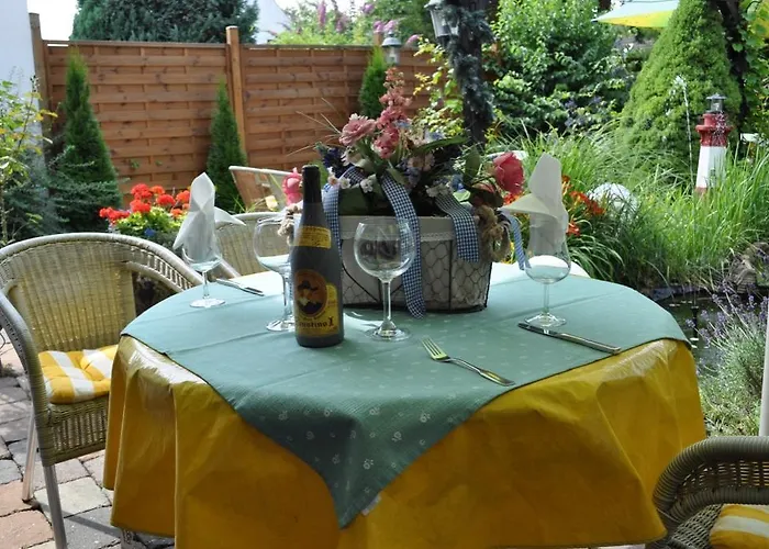 Hotel & Restaurant Bei Hoelzchen