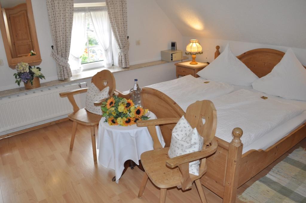 & Restaurant Bei Hoelzchen 3*