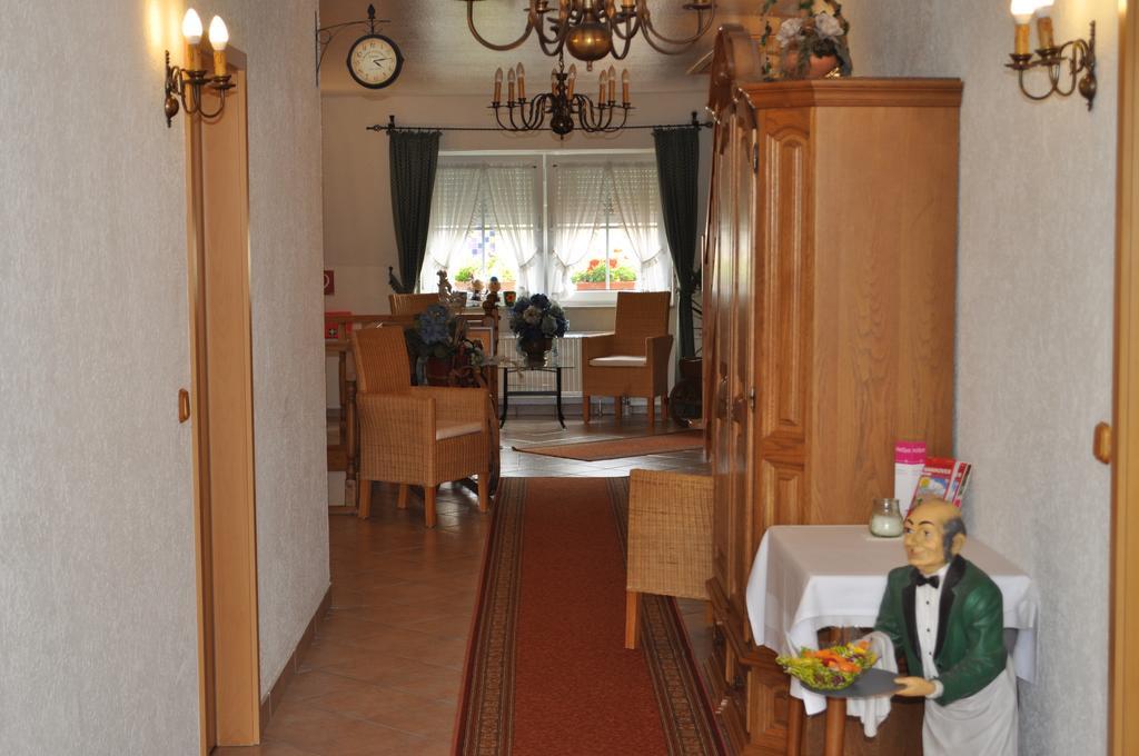 & Restaurant Bei Hoelzchen 3*