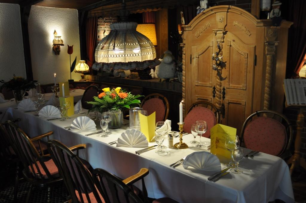 & Restaurant Bei Hoelzchen Hotel Hannover