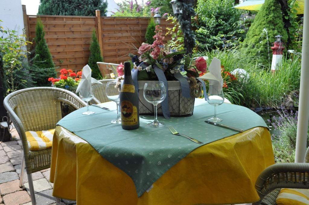 & Restaurant Bei Hoelzchen Hannover